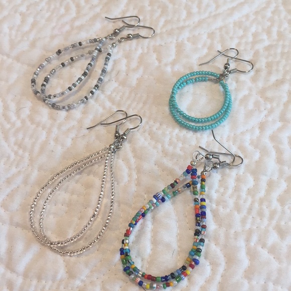 Jewelry - Seed bead earring bundle
